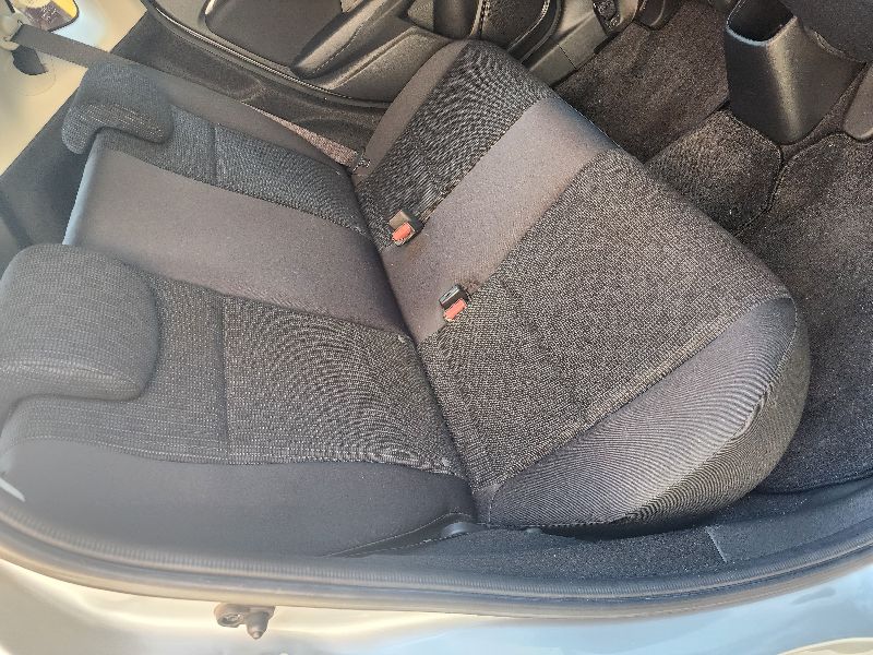  26581  HONDA FIT  2015  