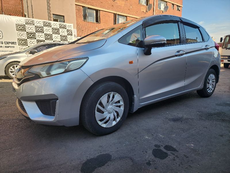  26581  HONDA FIT  2015  