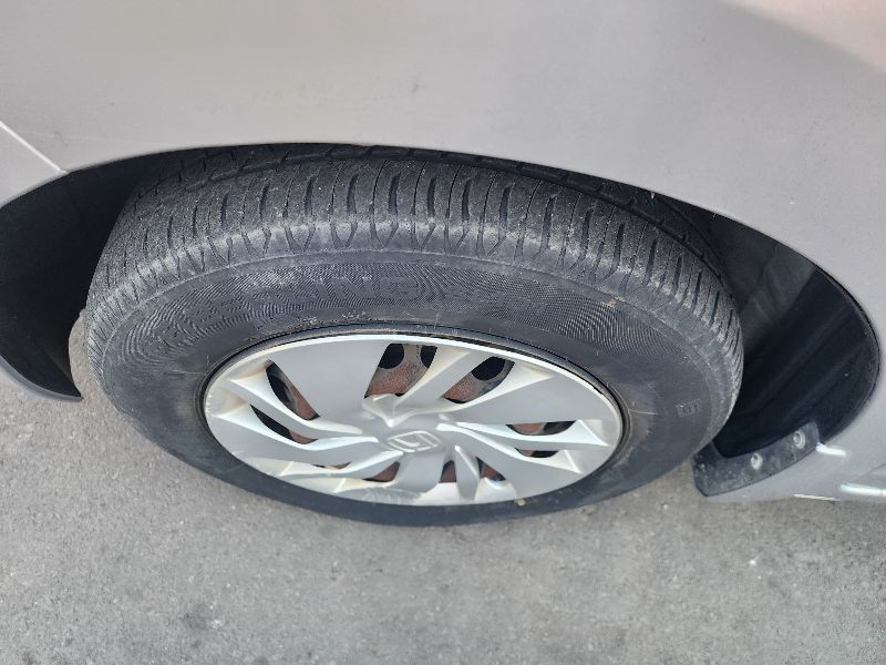  26581  HONDA FIT  2015  