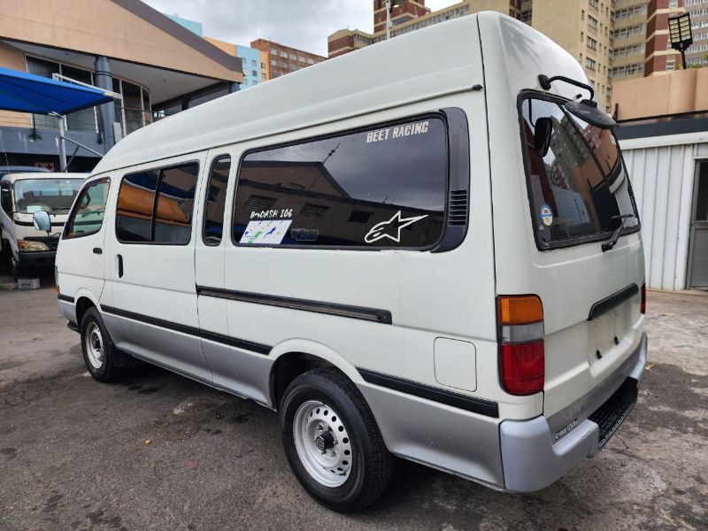  26594  TOYOTA HIACE  1997  