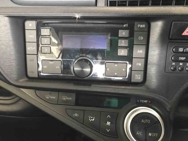  26621  TOYOTA AQUA  2016  