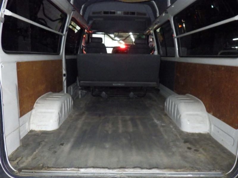  26654  TOYOTA HIACE  2001  