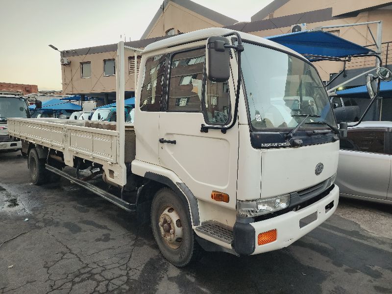  26670  NISSAN CONDOR  1997  