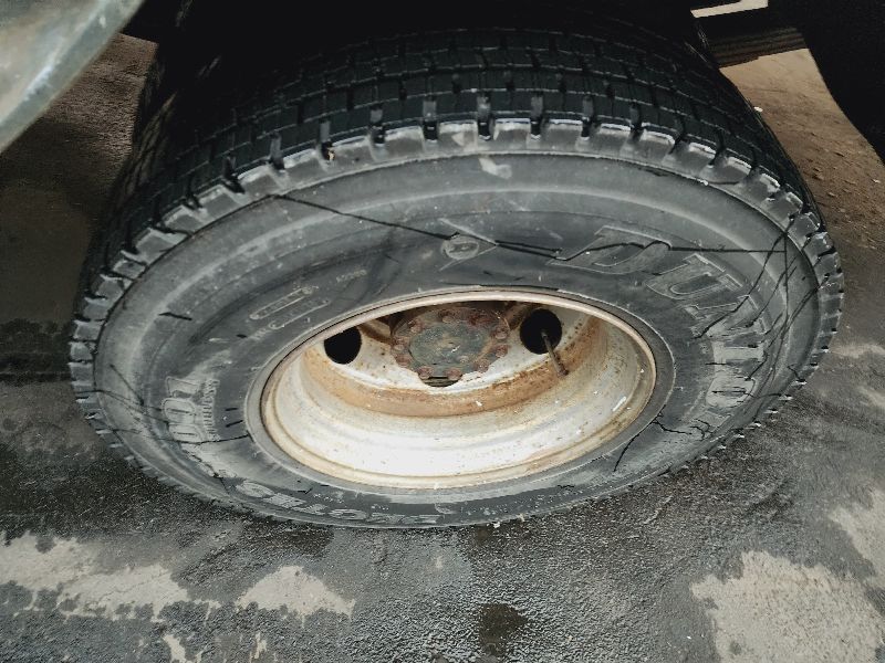  26670  NISSAN CONDOR  1997  