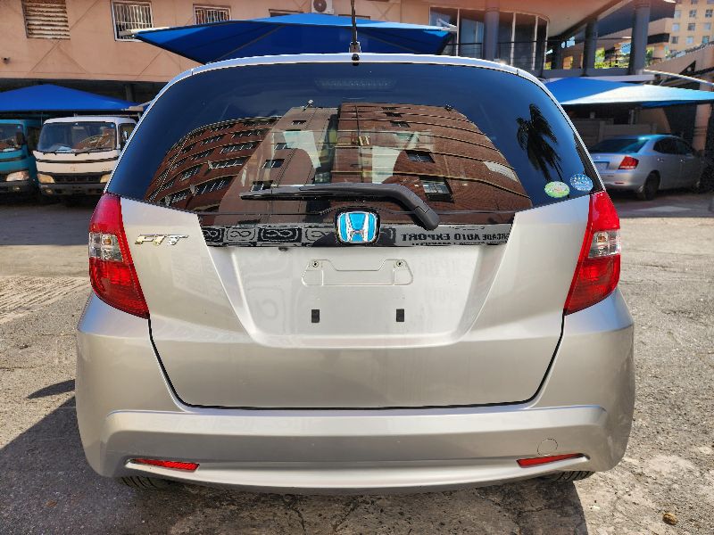  26691  HONDA FIT  2010  