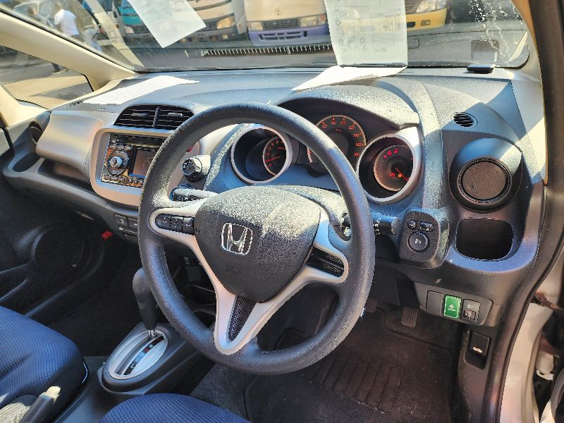  26691  HONDA FIT  2010  