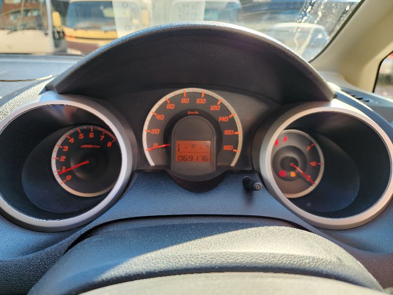  26691  HONDA FIT  2010  