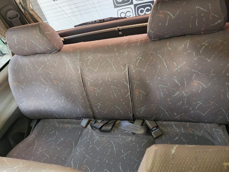  26699  TOYOTA HIACE REGIUS  2001  