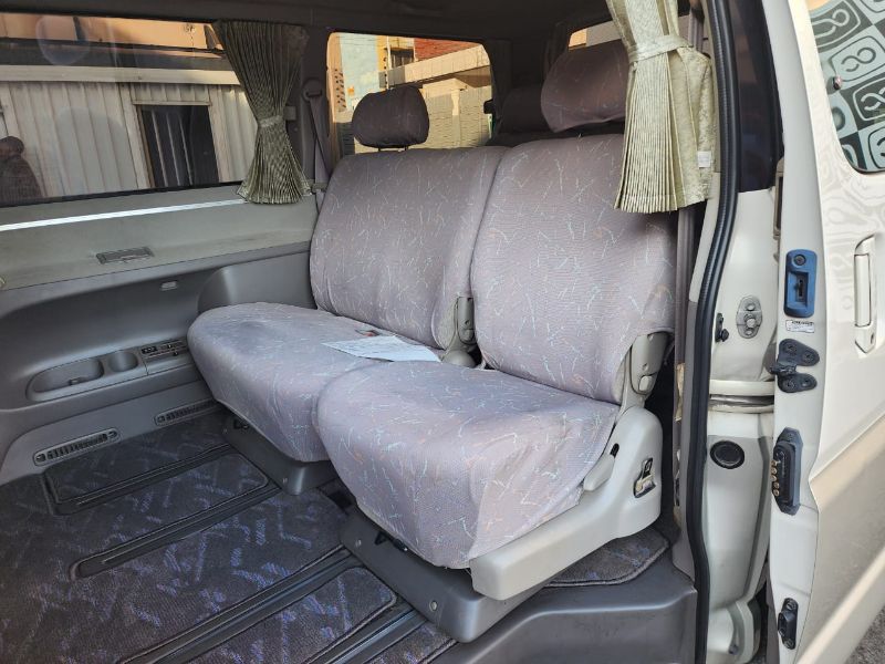  26699  TOYOTA HIACE REGIUS  2001  