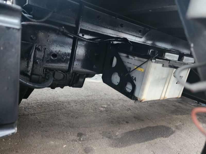  26717  NISSAN CONDOR  2003  