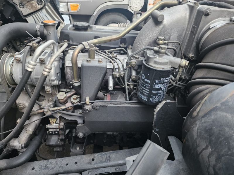  26717  NISSAN CONDOR  2003  