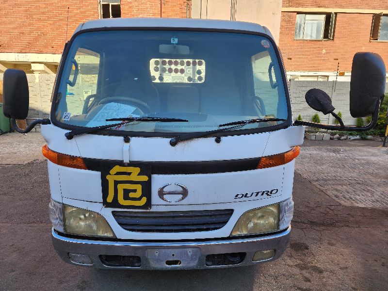  26723  HINO DUTRO  2001  
