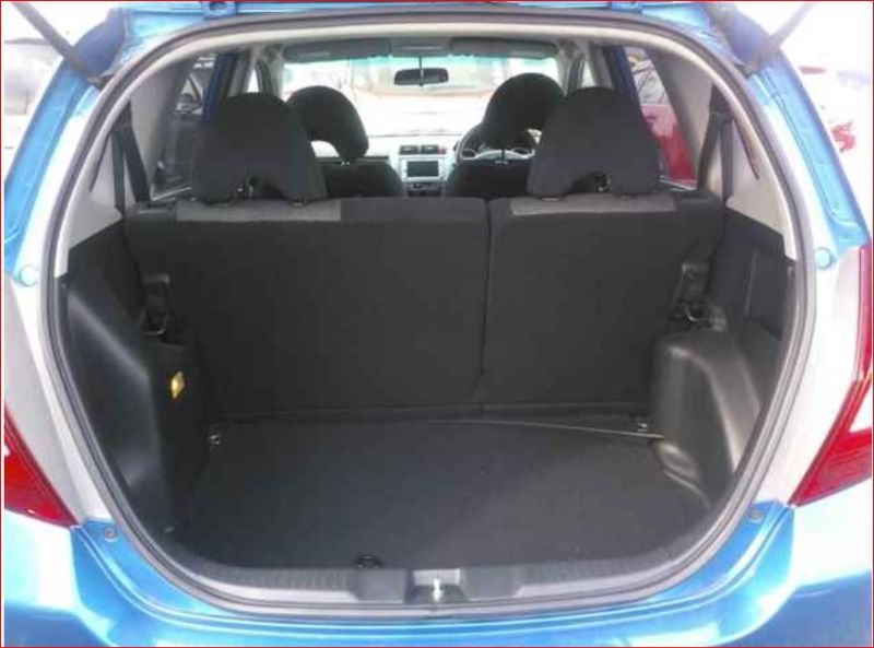  26734  HONDA FIT  2002  