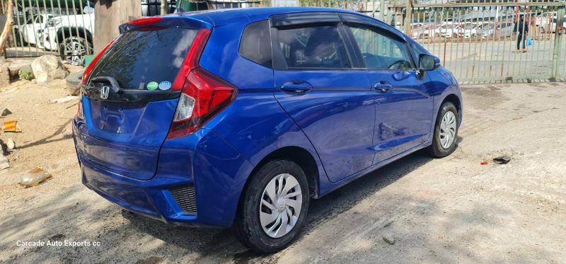  26740  HONDA FIT  2017  