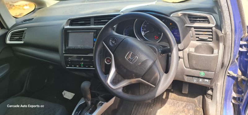  26740  HONDA FIT  2017  