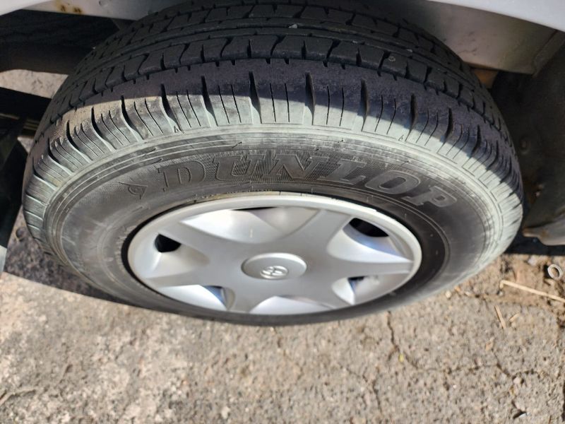  26755  TOYOTA HIACE  2001  