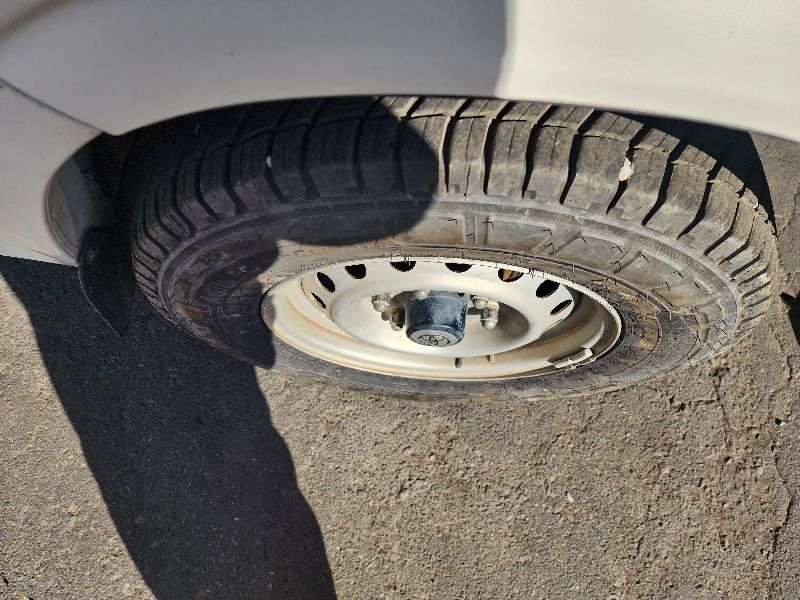  26770  TOYOTA HIACE  2001  