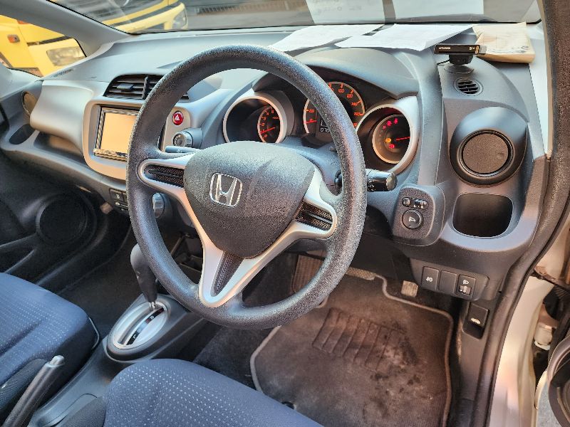  26777  HONDA FIT  2010  