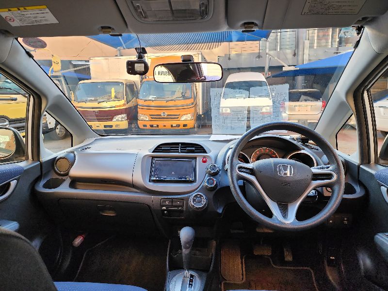 26777  HONDA FIT  2010  