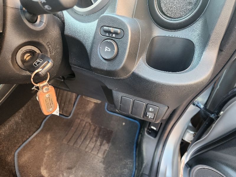  26778  HONDA FIT  2009  