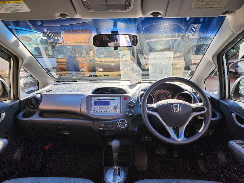  26780  HONDA FIT  2009  