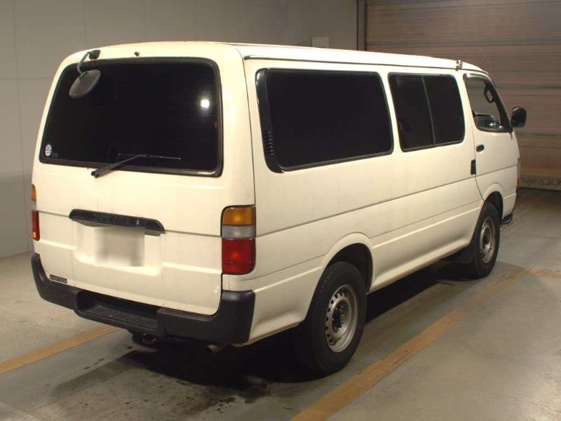  26786  TOYOTA HIACE  2000  