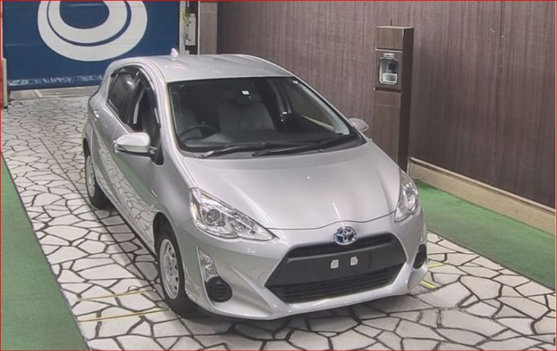  26794  TOYOTA AQUA  2017 