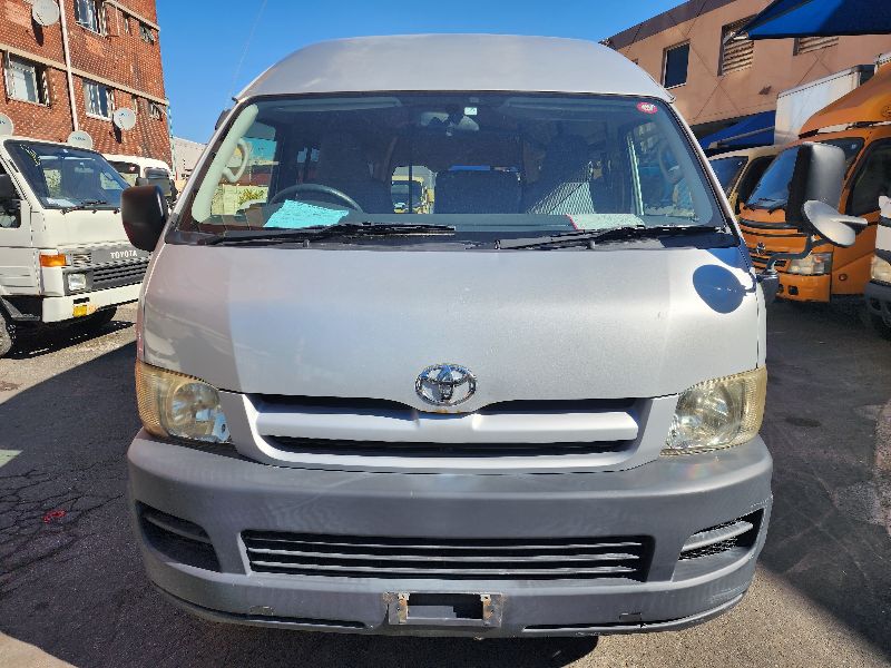  26806  TOYOTA HIACE  2006  