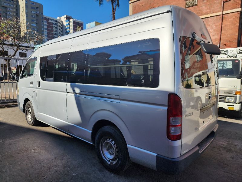  26806  TOYOTA HIACE  2006  