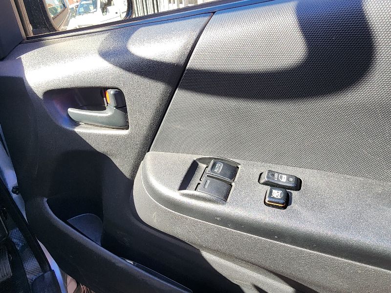  26806  TOYOTA HIACE  2006  