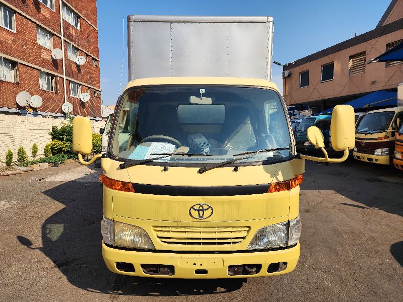  26808  TOYOTA DYNA  2001  