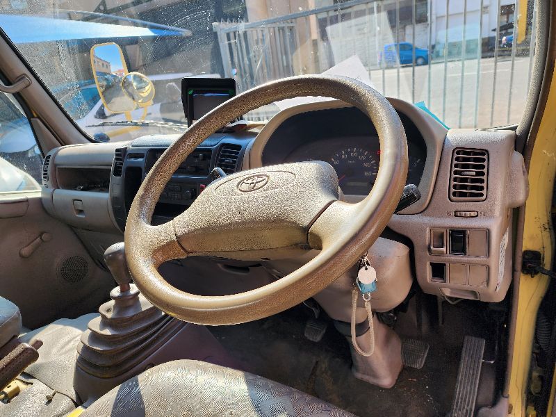  26808  TOYOTA DYNA  2001  