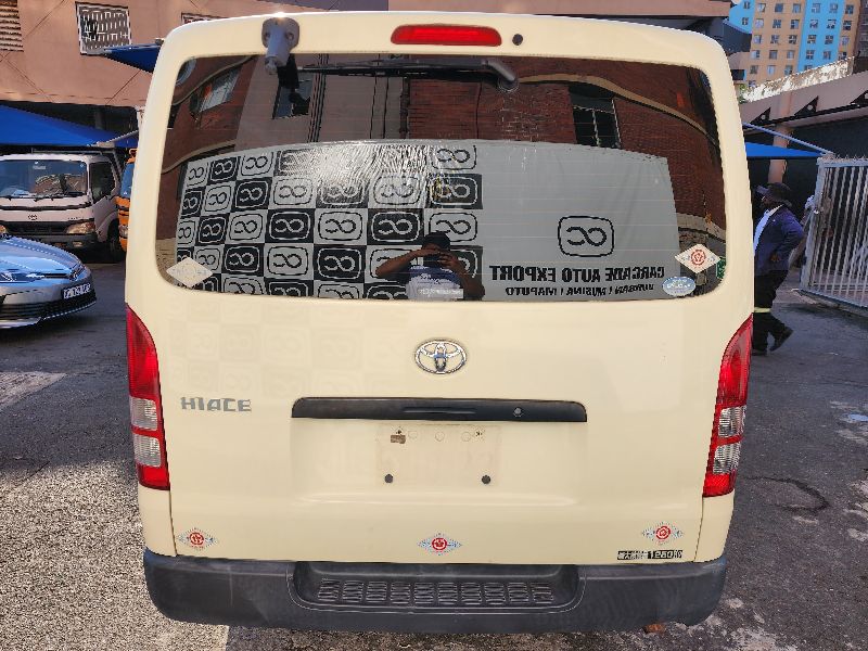  26810  TOYOTA HIACE  2006  