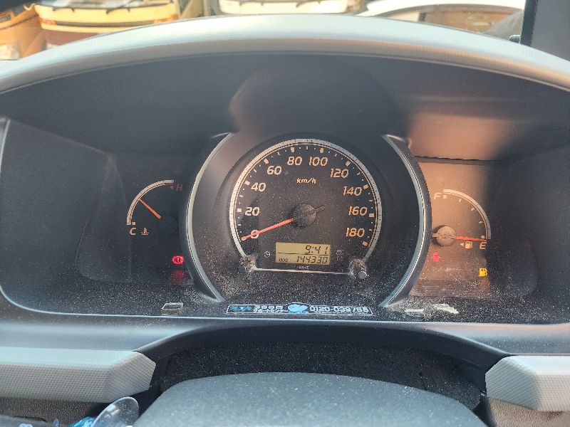  26810  TOYOTA HIACE  2006  