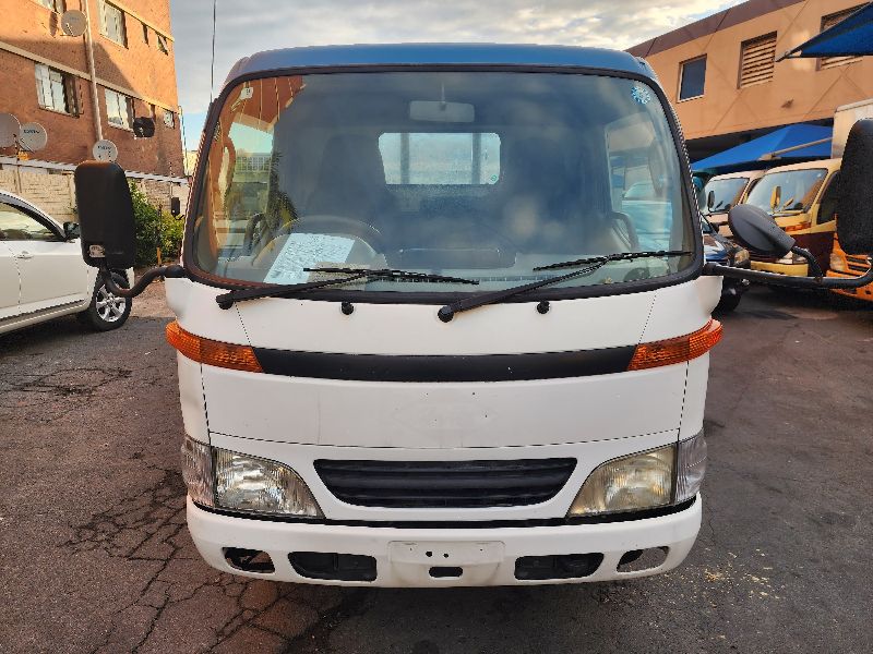  26815  TOYOTA DYNA  1999  
