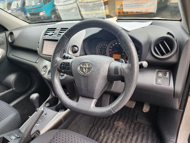 26824  TOYOTA VANGUARD  2013  