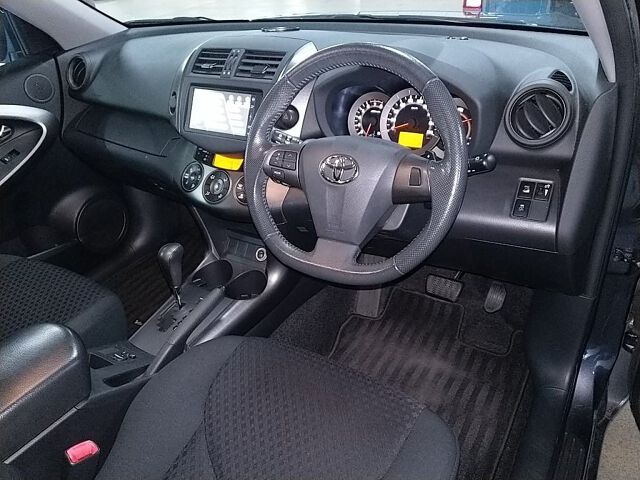  26825  TOYOTA VANGUARD  2011  
