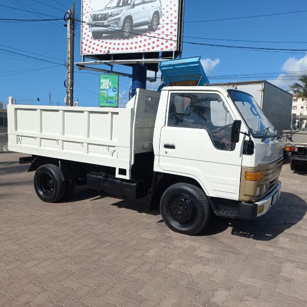  26830  TOYOTA DYNA  1990  