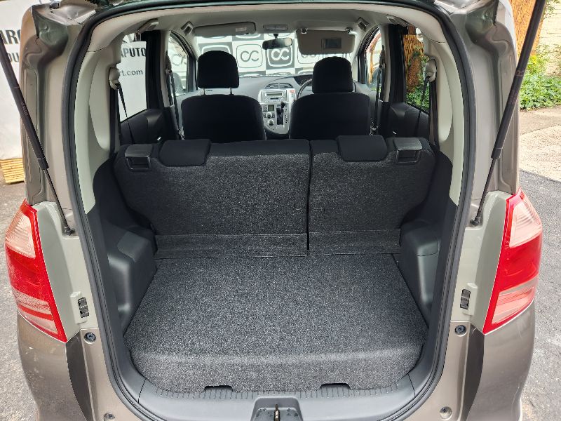  26842  TOYOTA RACTIS  2005  