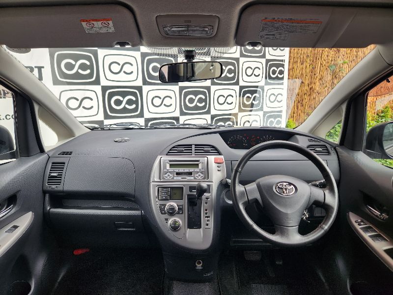  26842  TOYOTA RACTIS  2005  