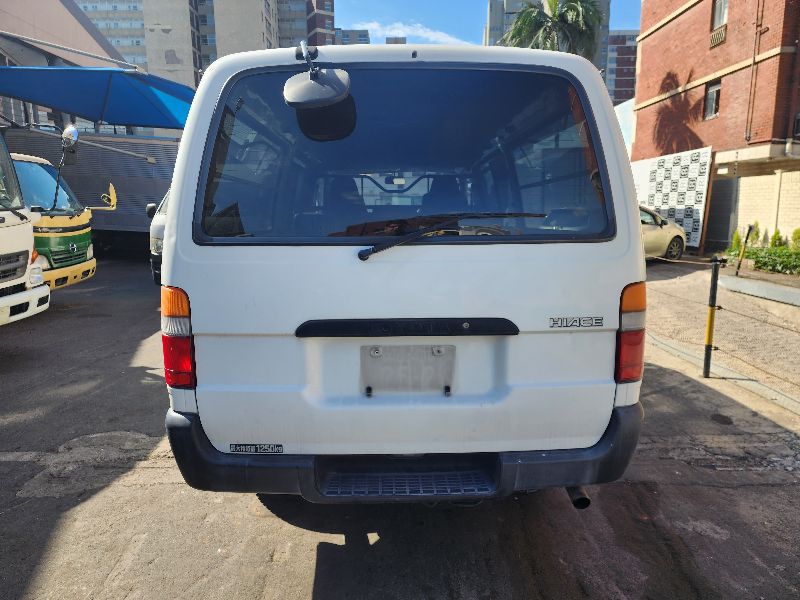  26844  TOYOTA HIACE  2004  