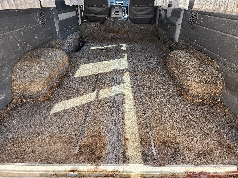  26846  TOYOTA HIACE  2000  
