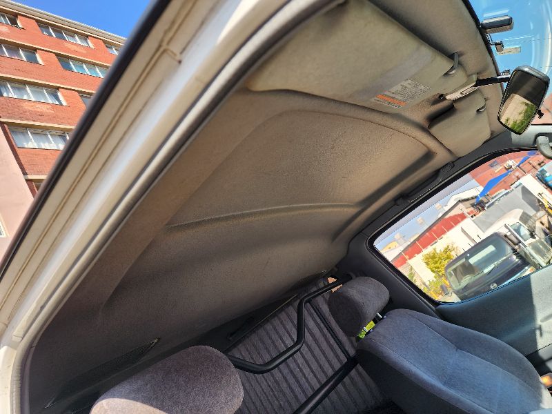  26846  TOYOTA HIACE  2000  