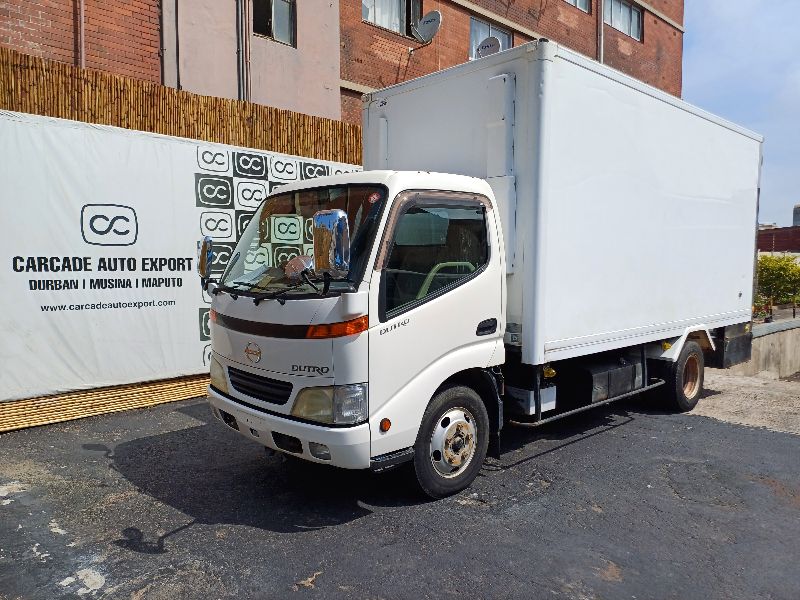  26850  HINO DUTRO  2001  