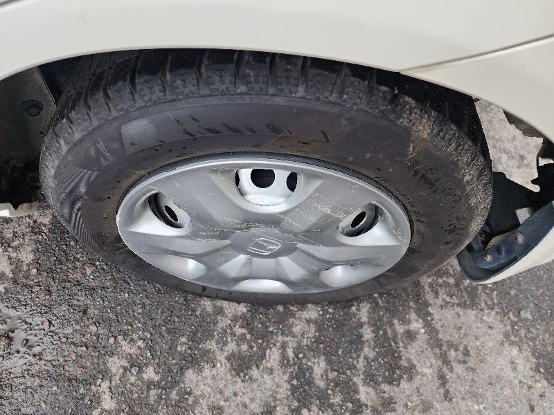  26857  HONDA FIT  2005  
