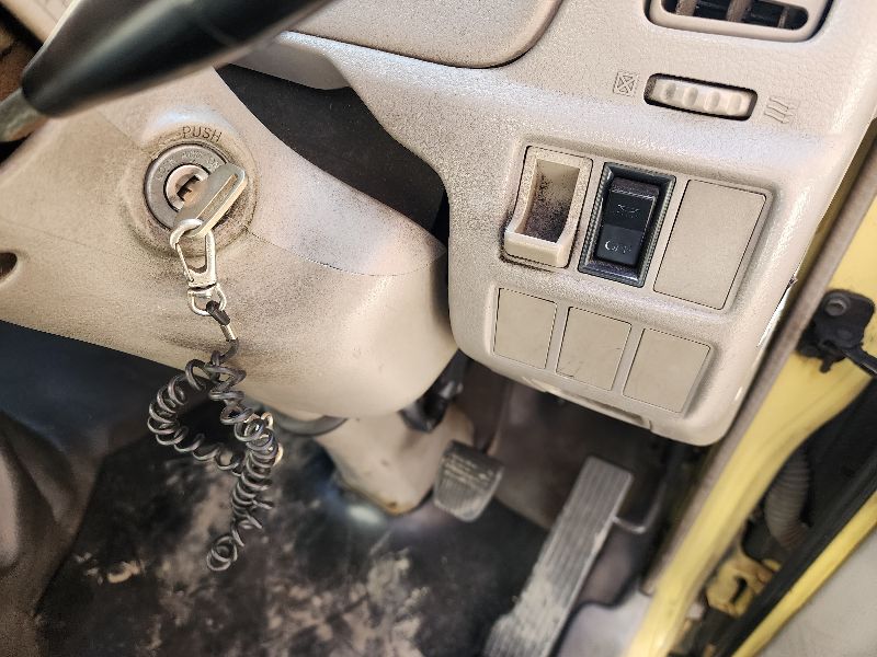  26862  TOYOTA DYNA  2003  