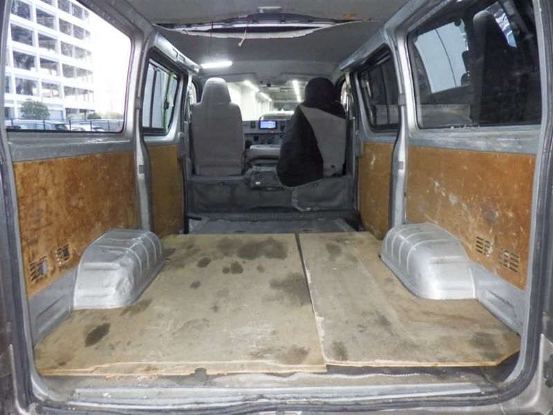  26882  TOYOTA HIACE  2006  