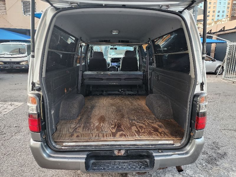  26892  TOYOTA HIACE  2001  