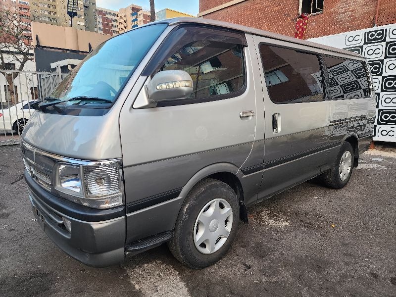  26892  TOYOTA HIACE  2001  