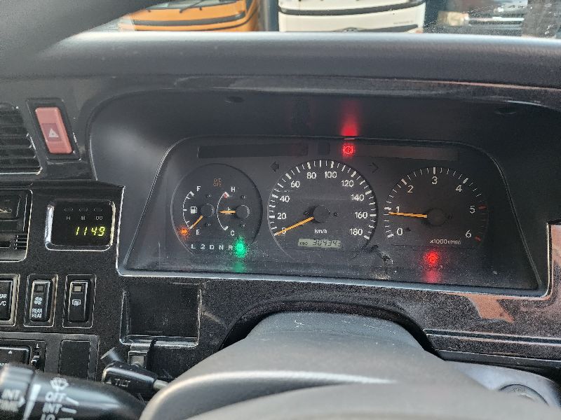  26892  TOYOTA HIACE  2001  